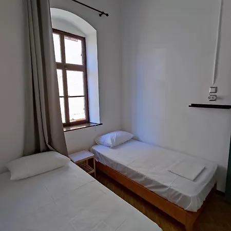 Rhodes Youth (adults Only) * Rhodes City